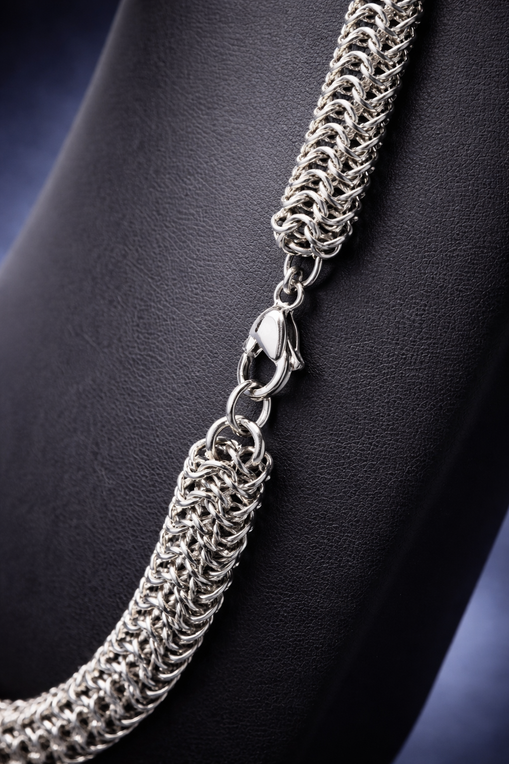 Stainless Gladiator Pattern Necklace (18")*