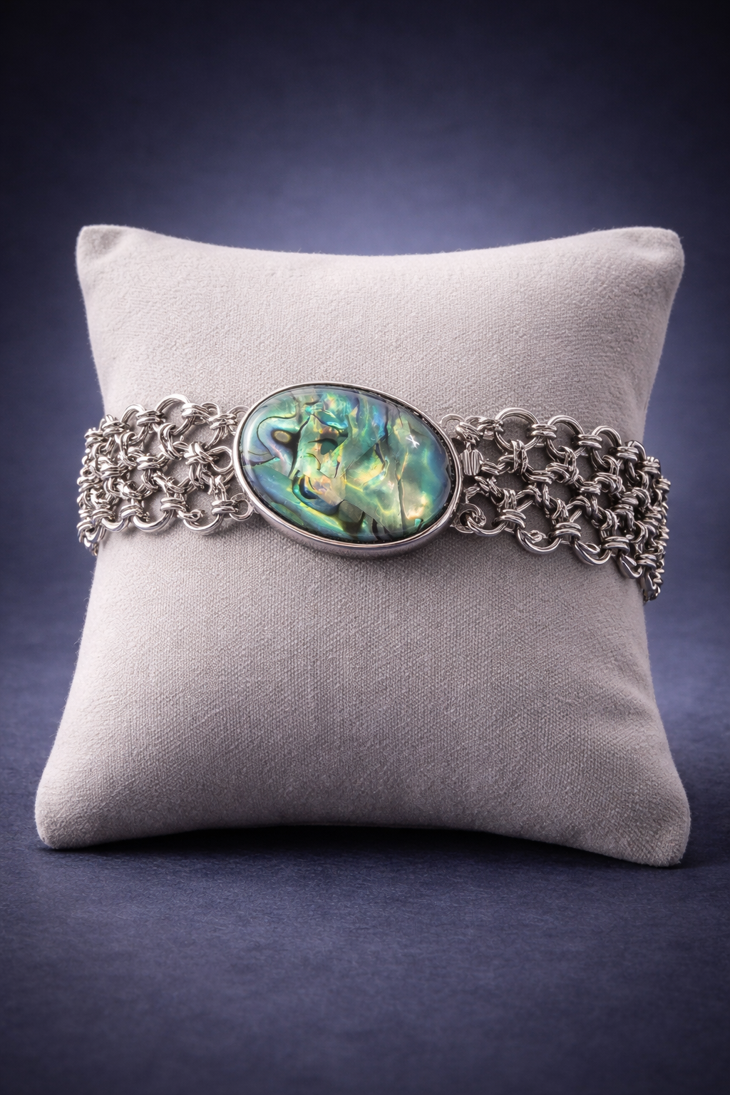 Abalone Crest Bracelet*